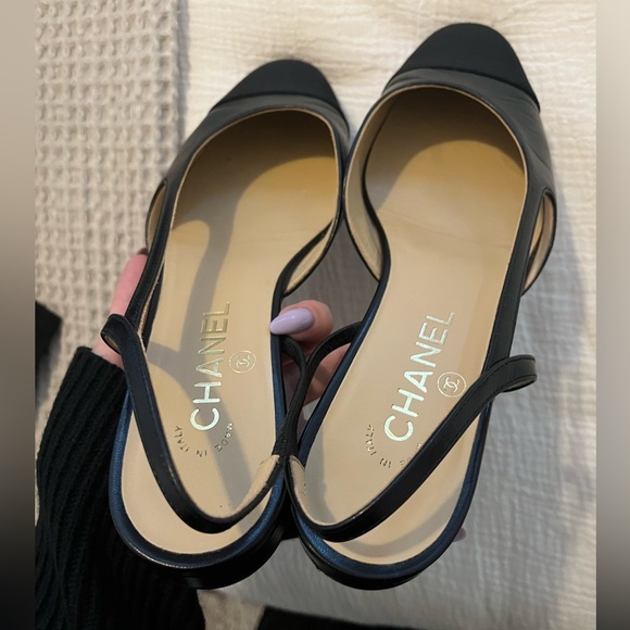 Chanel Black sling backs 38.5 - Picture 4 of 7